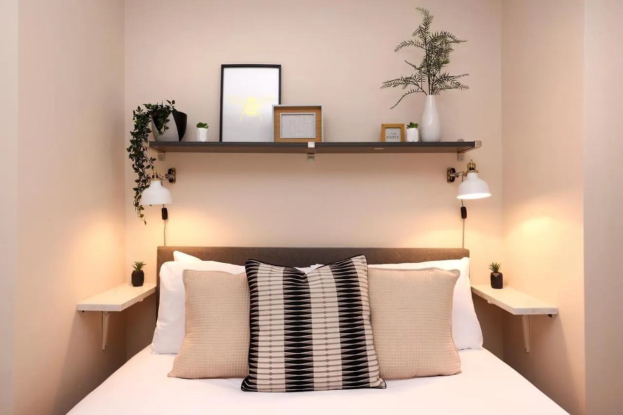 Joivy Modern 1 Bed Flat In West End, Close To Princes Gardens Edimburgo Apartamento