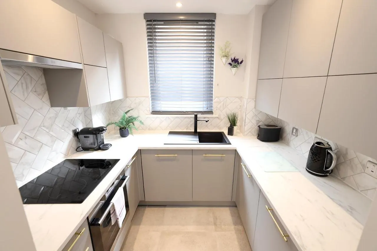 Joivy Modern 1 Bed Flat In West End, Close To Princes Gardens Edinburgh Apartment