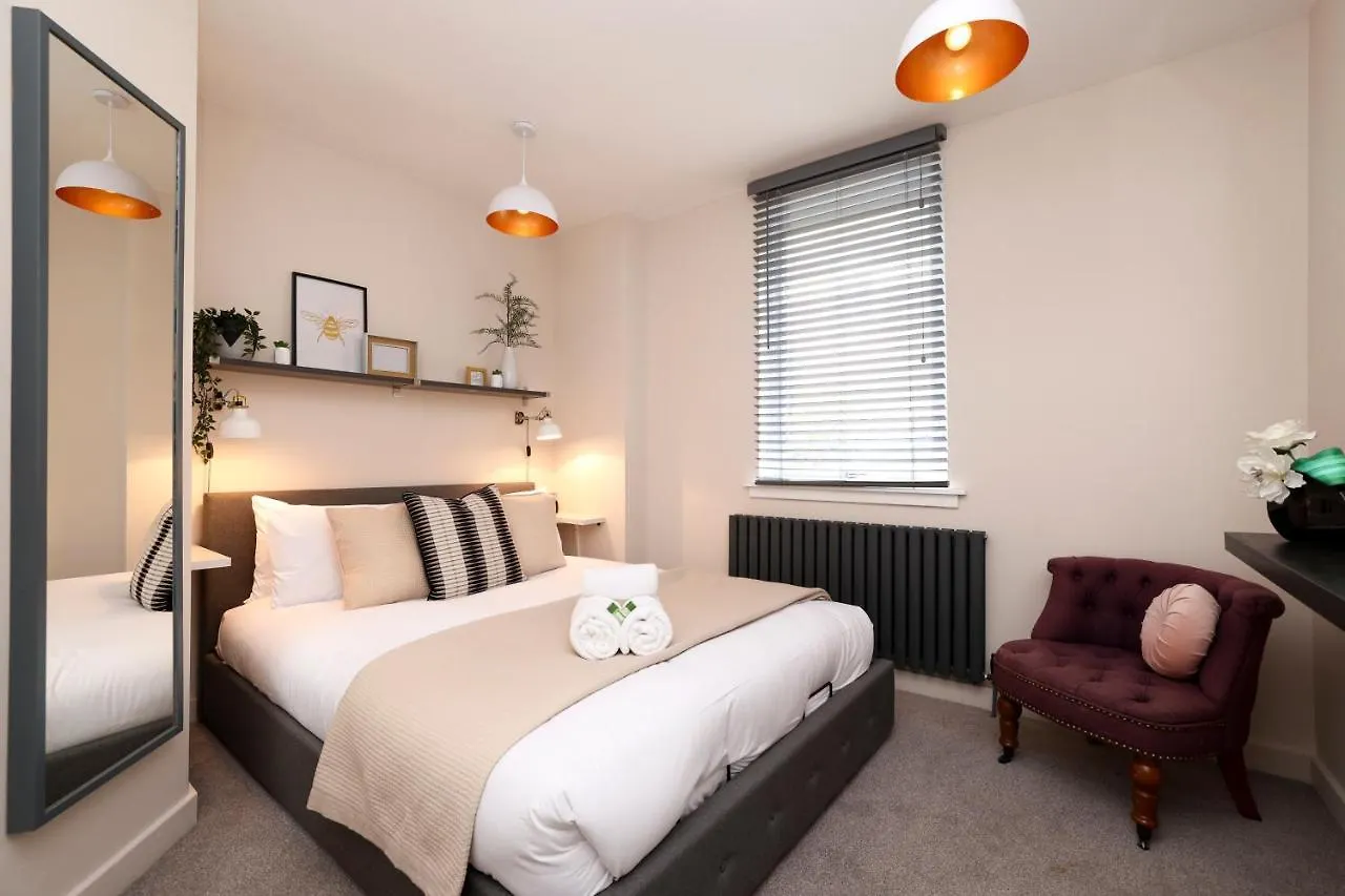 Joivy Modern 1 Bed Flat In West End, Close To Princes Gardens Edinburgh Apartment